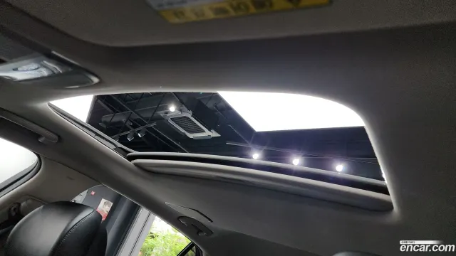Genesis G90 (EQ900)