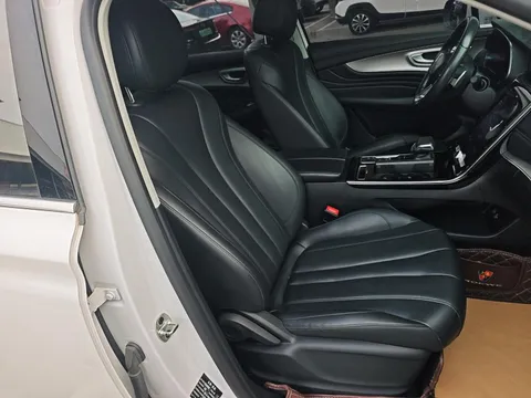 Roewe RX5