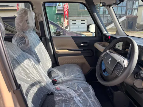 Mitsubishi Delica Mini