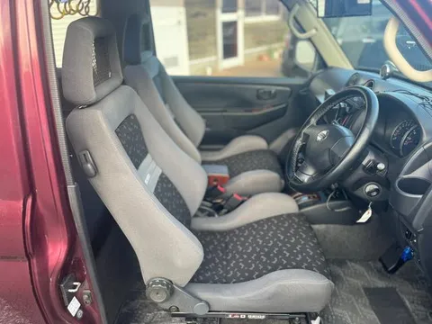 Nissan KIX