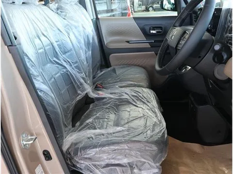 Mitsubishi Delica Mini