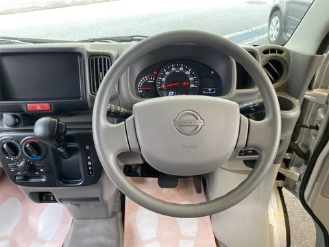 Nissan Clipper