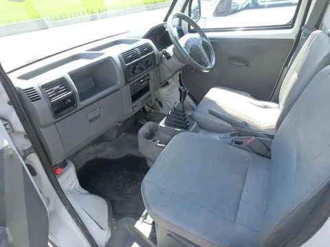 Nissan Clipper Truck