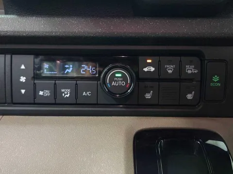 Honda N-BOX Joy