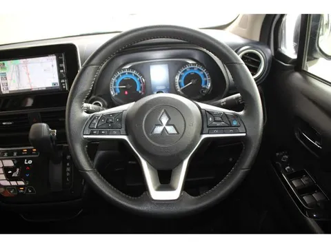 Mitsubishi eK X