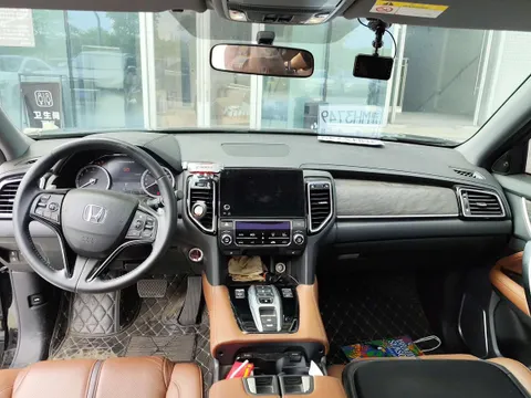 Honda UR-V