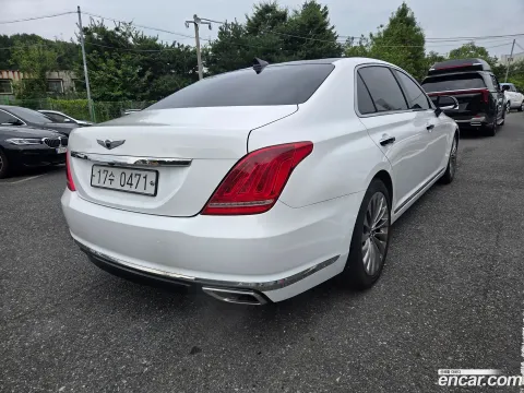 Genesis G90 (EQ900)