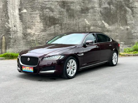 Jaguar XFL