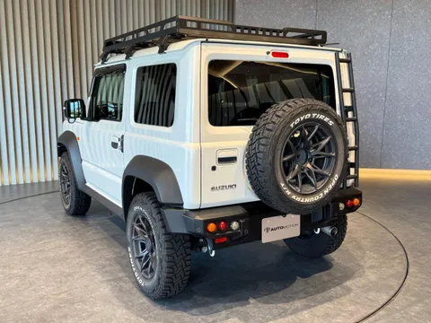 Suzuki Jimny Sierra