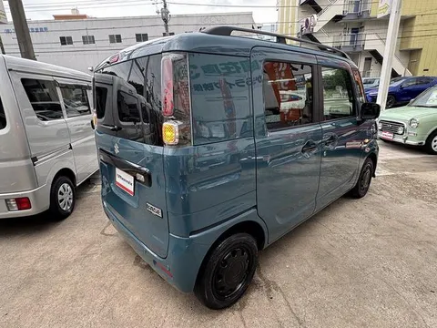 Suzuki Spacia Base