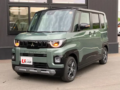 Mitsubishi Delica Mini