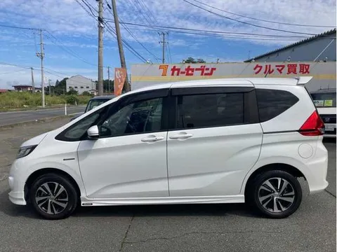 Honda Freed Plus