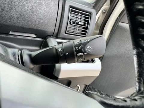 Toyota Pixis Mega