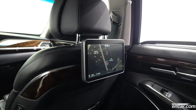 Genesis G90 (EQ900)