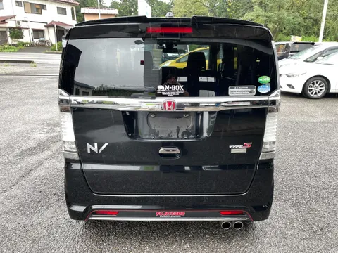 Honda N-BOX Slash