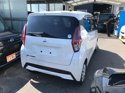 Mitsubishi eK Wagon