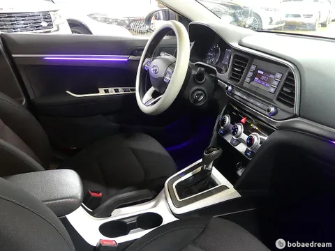 Hyundai Elantra (Avante)