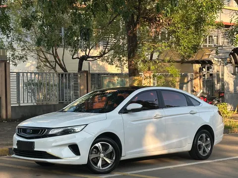 Geely Emgrand GL