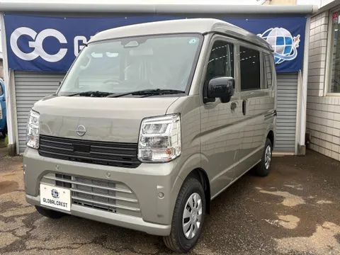 Nissan Clipper Van