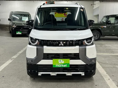 Mitsubishi Delica Mini