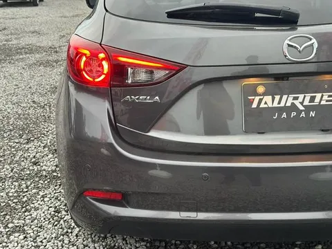 Mazda Axela Sport