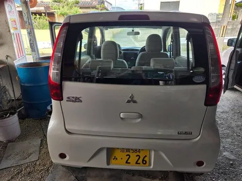Mitsubishi eK Wagon