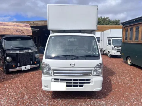 Mazda Scrum Truck