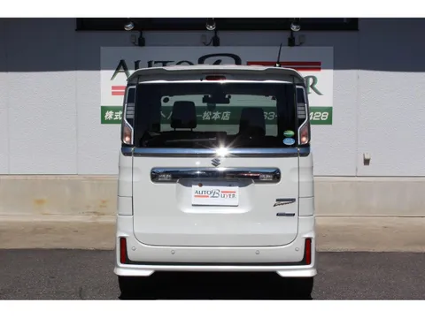 Suzuki Spacia