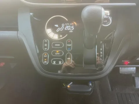 Mitsubishi eK Space Custom