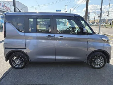 Mitsubishi eK X Space