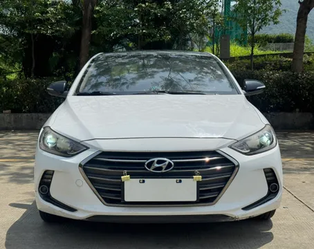 Hyundai Elantra (Avante)