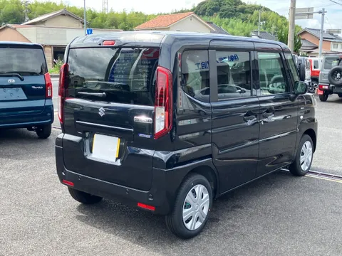 Suzuki Spacia