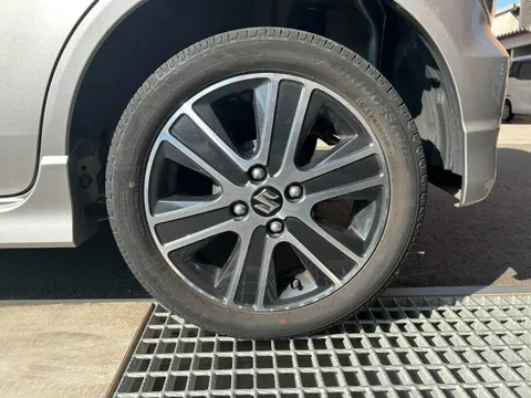 Suzuki Wagon R Stingray