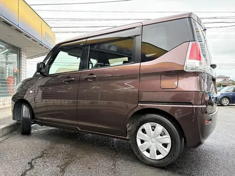 Suzuki Solio