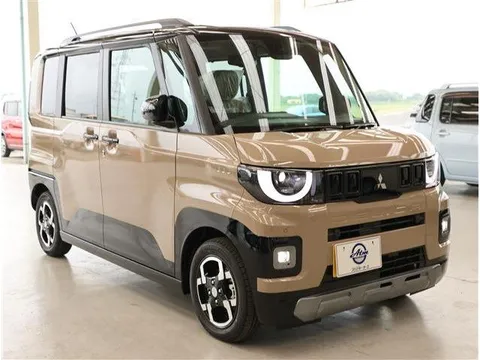 Mitsubishi Delica Mini