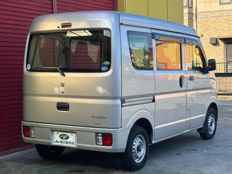 Suzuki Every