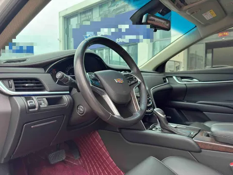 Cadillac XTS