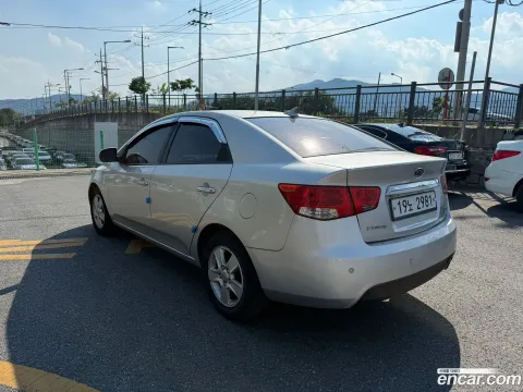 Kia Cerato (Forte)