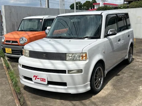 Toyota bB