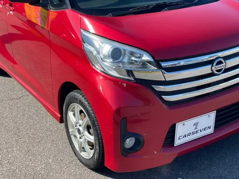 Nissan Dayz Roox