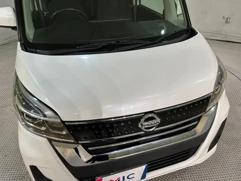 Nissan Dayz Roox