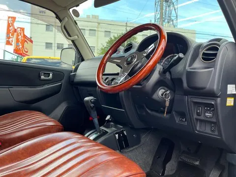 Nissan KIX