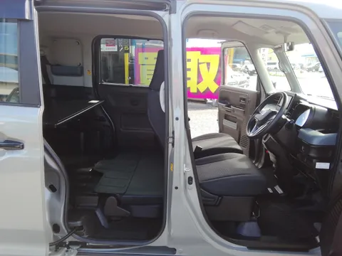 Suzuki Spacia Base