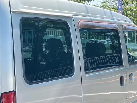 Subaru Sambar Van