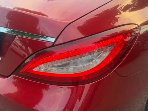 Mercedes-Benz Mercedes-Benz CLS