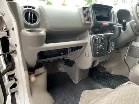 Nissan Clipper
