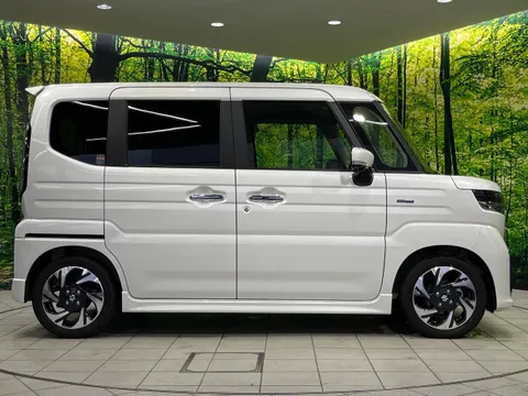 Suzuki Spacia Custom