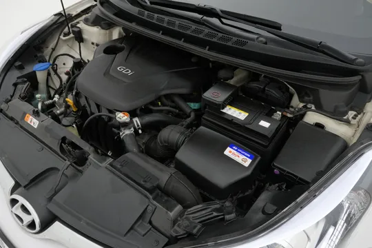 Hyundai Elantra (Avante)