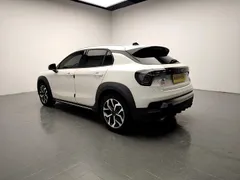 Lynk & Co 02