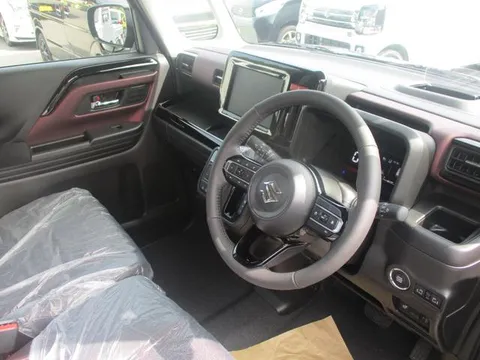 Suzuki Spacia Custom